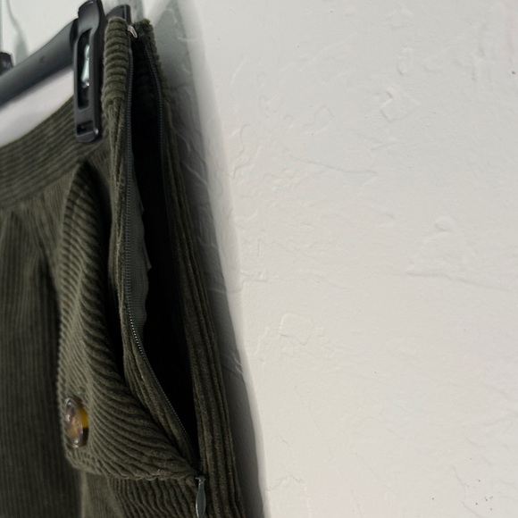 Brooks Brothers Dark Green Corduroy Mini Skirt - Picture 4 of 7